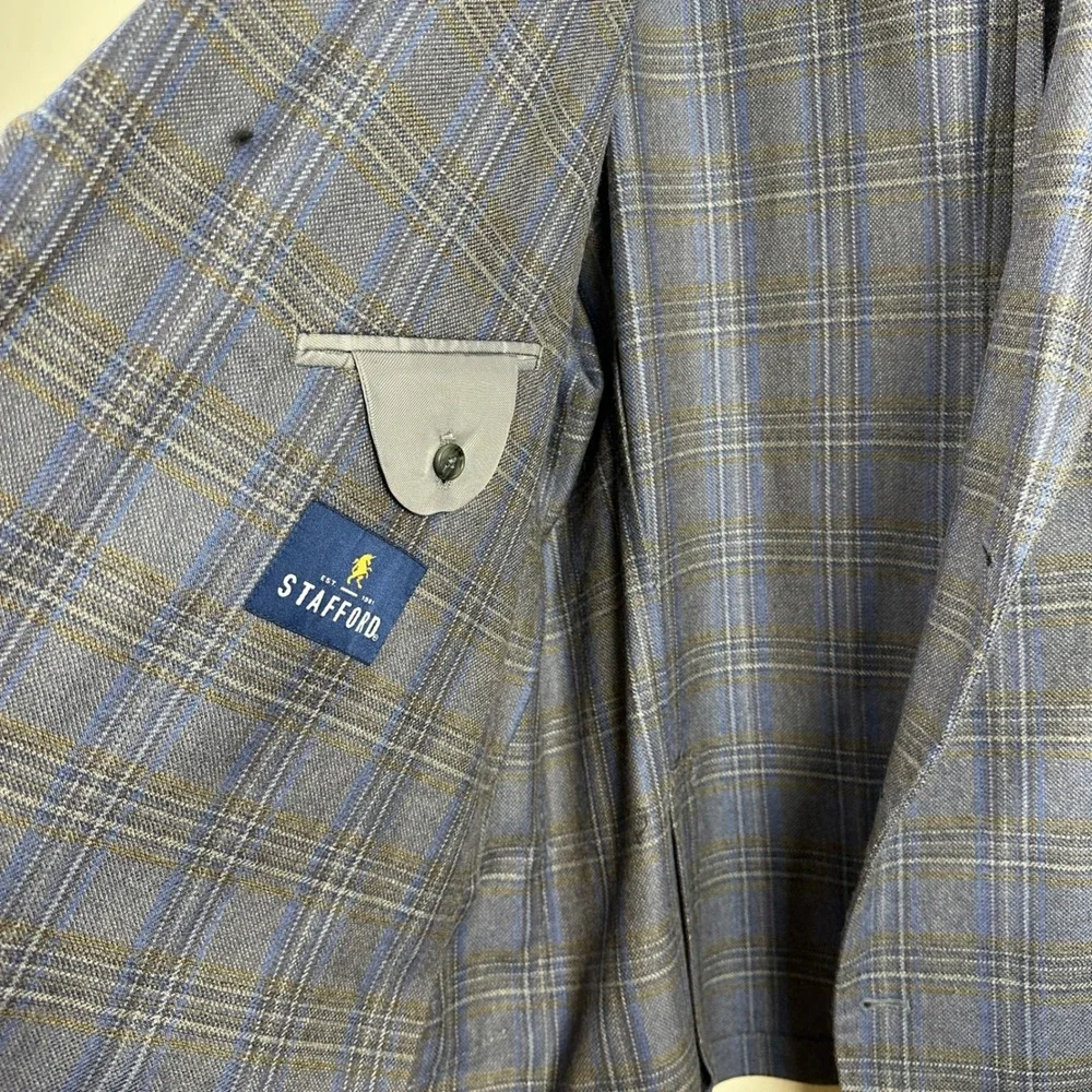 Stafford Men's 52R Sport Coat Gray Multi Plaid Wool‎ Blend Classic Fit Blazer